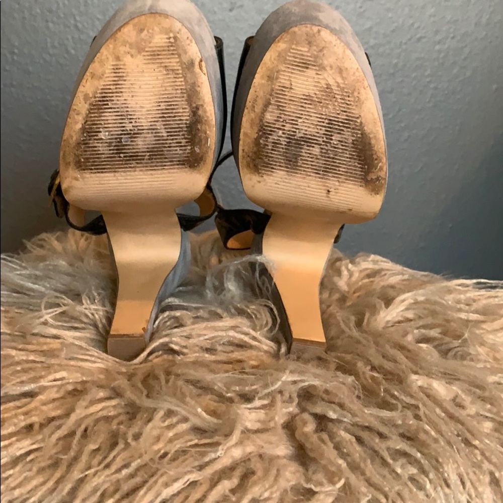 Steve Madden Leather/Patent Leather Platform Heels - Picture 7 of 7
